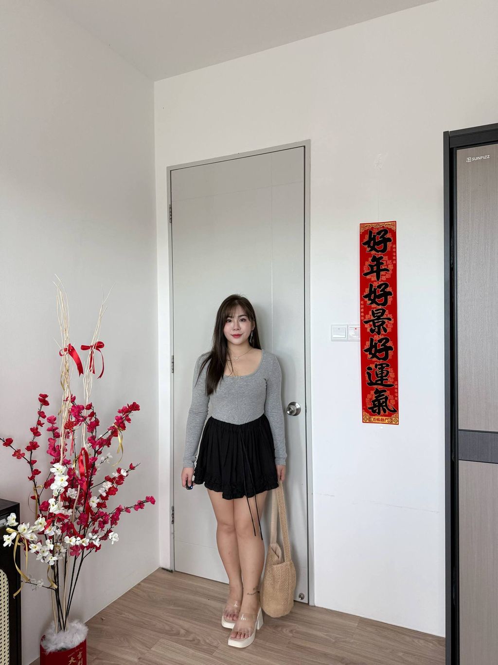 photo_6109513729738214709_w