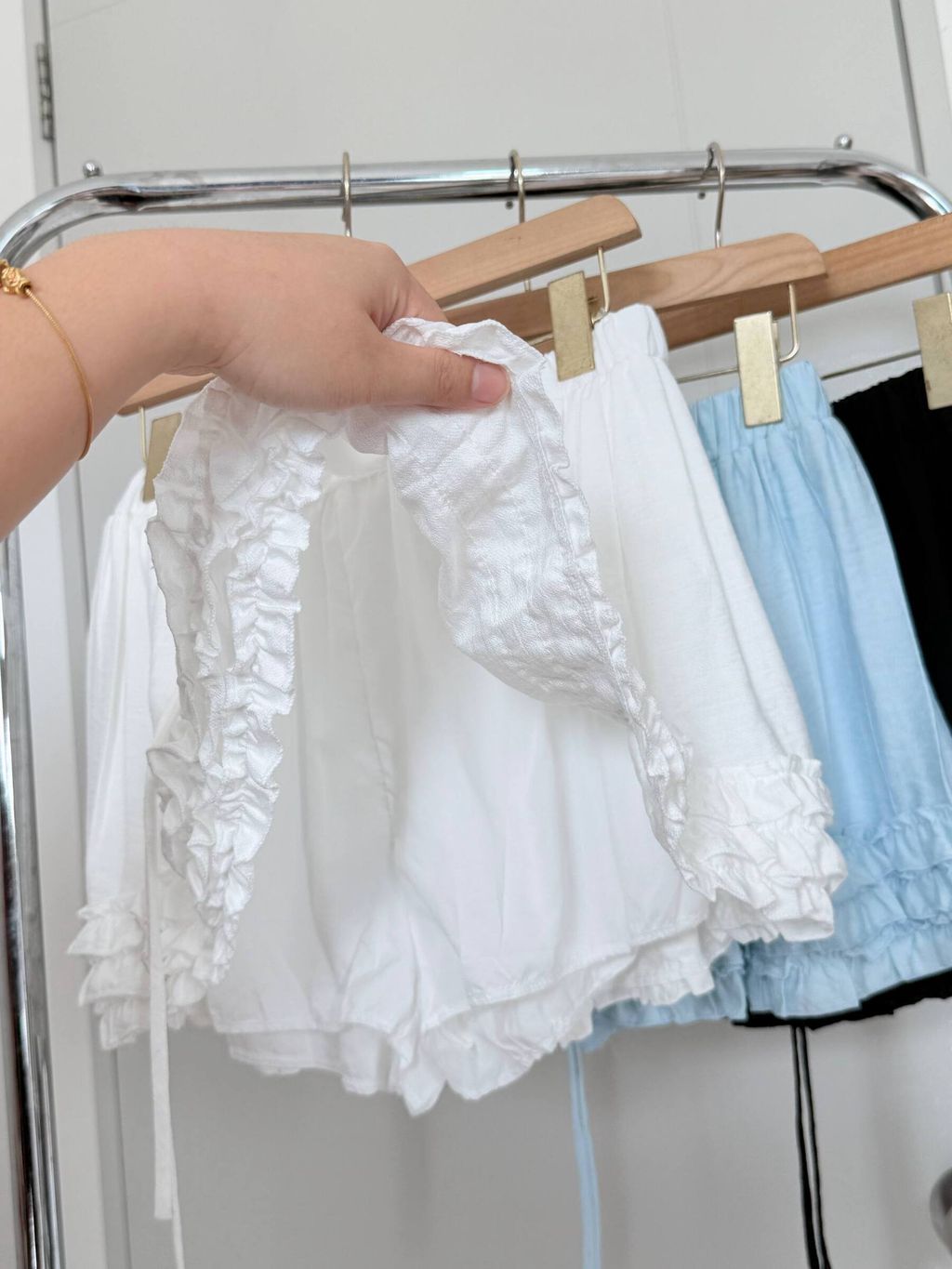 photo_6109513729738214670_w