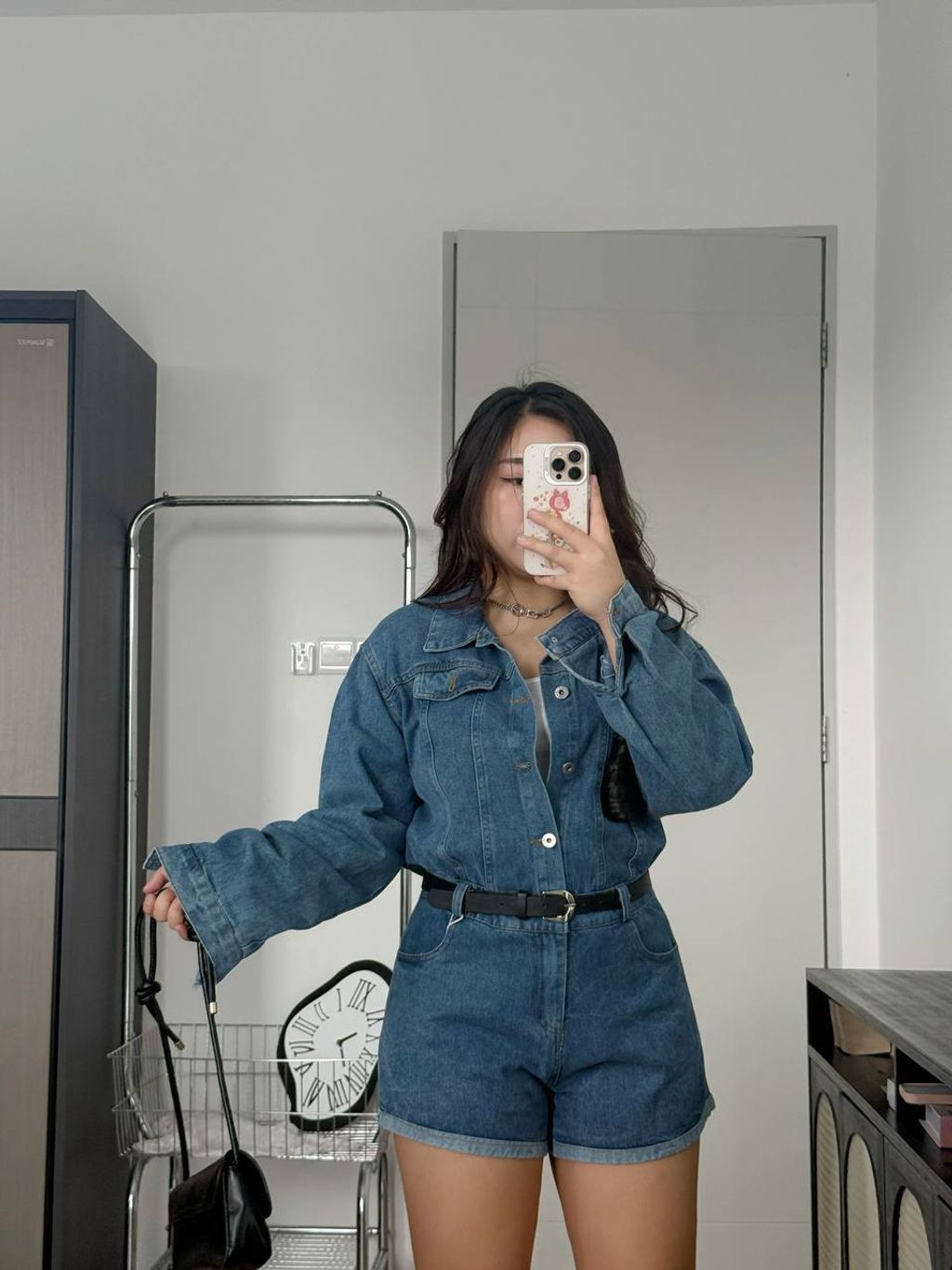 photo_6114137270618539039_y