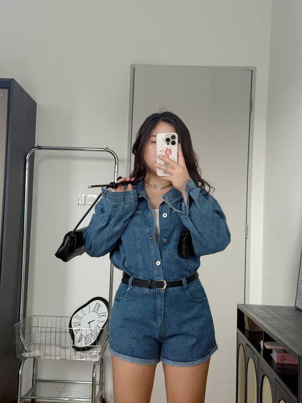 photo_6114137270618539038_y