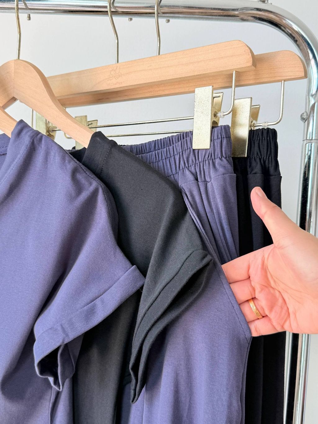 photo_6323412232179486053_w