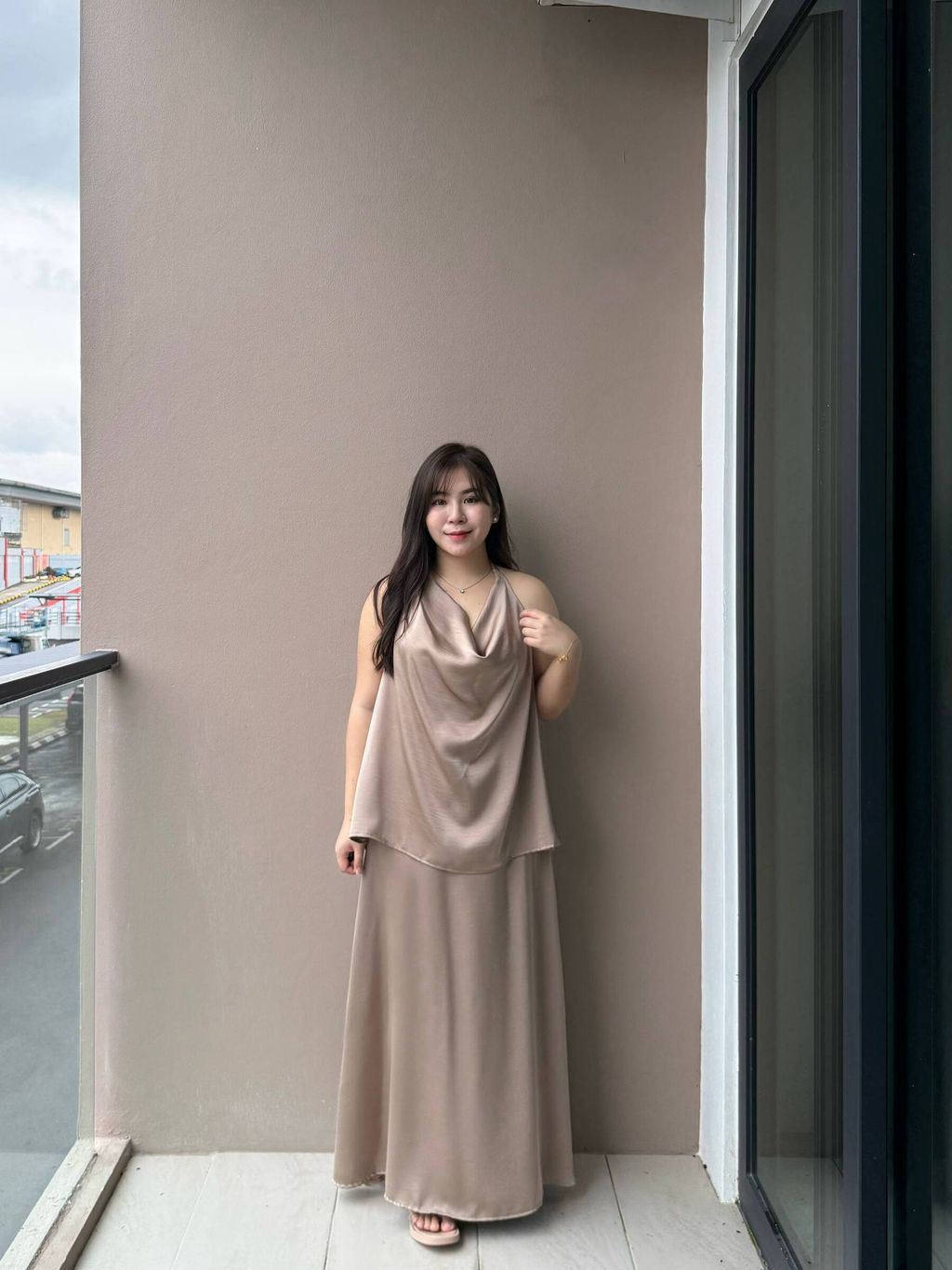 photo_6167946609476438830_w