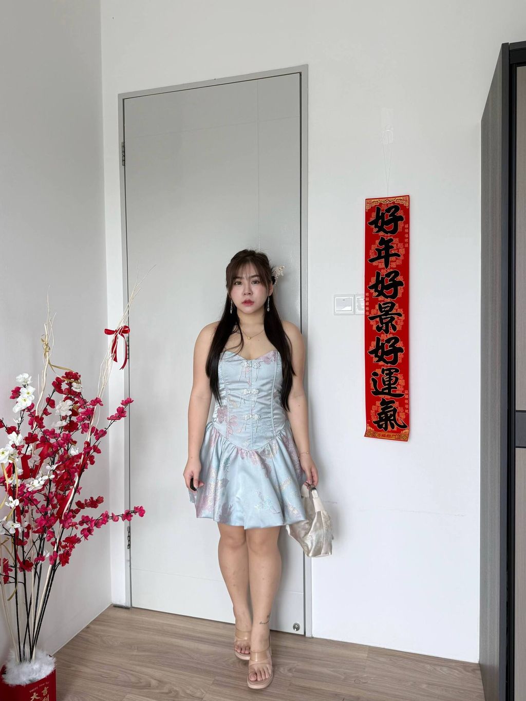 photo_6167946609476438950_w