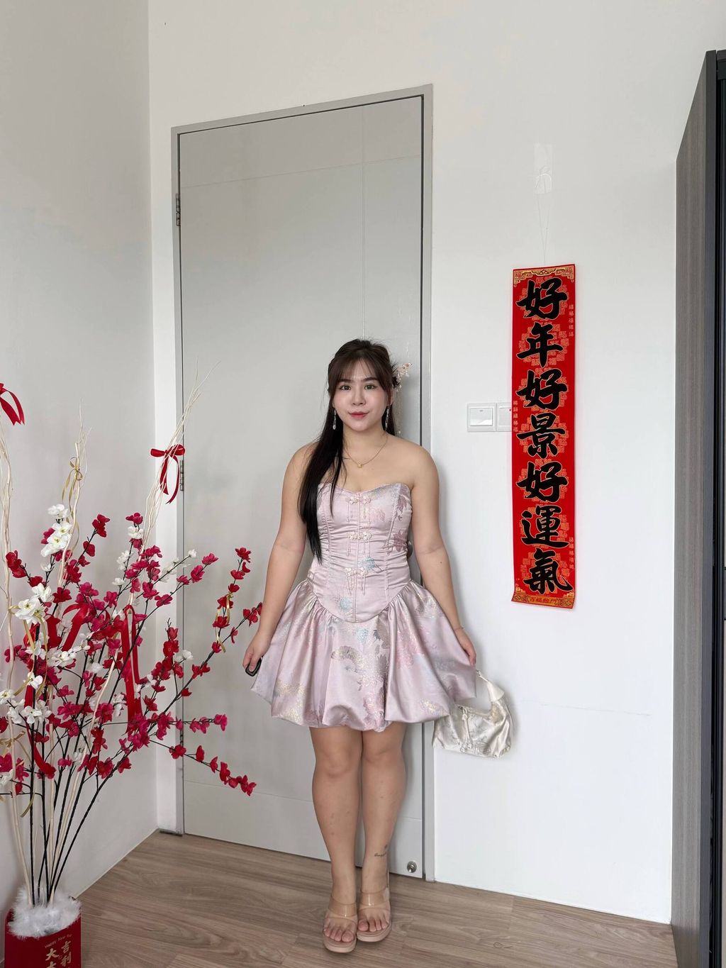 photo_6167946609476438953_w