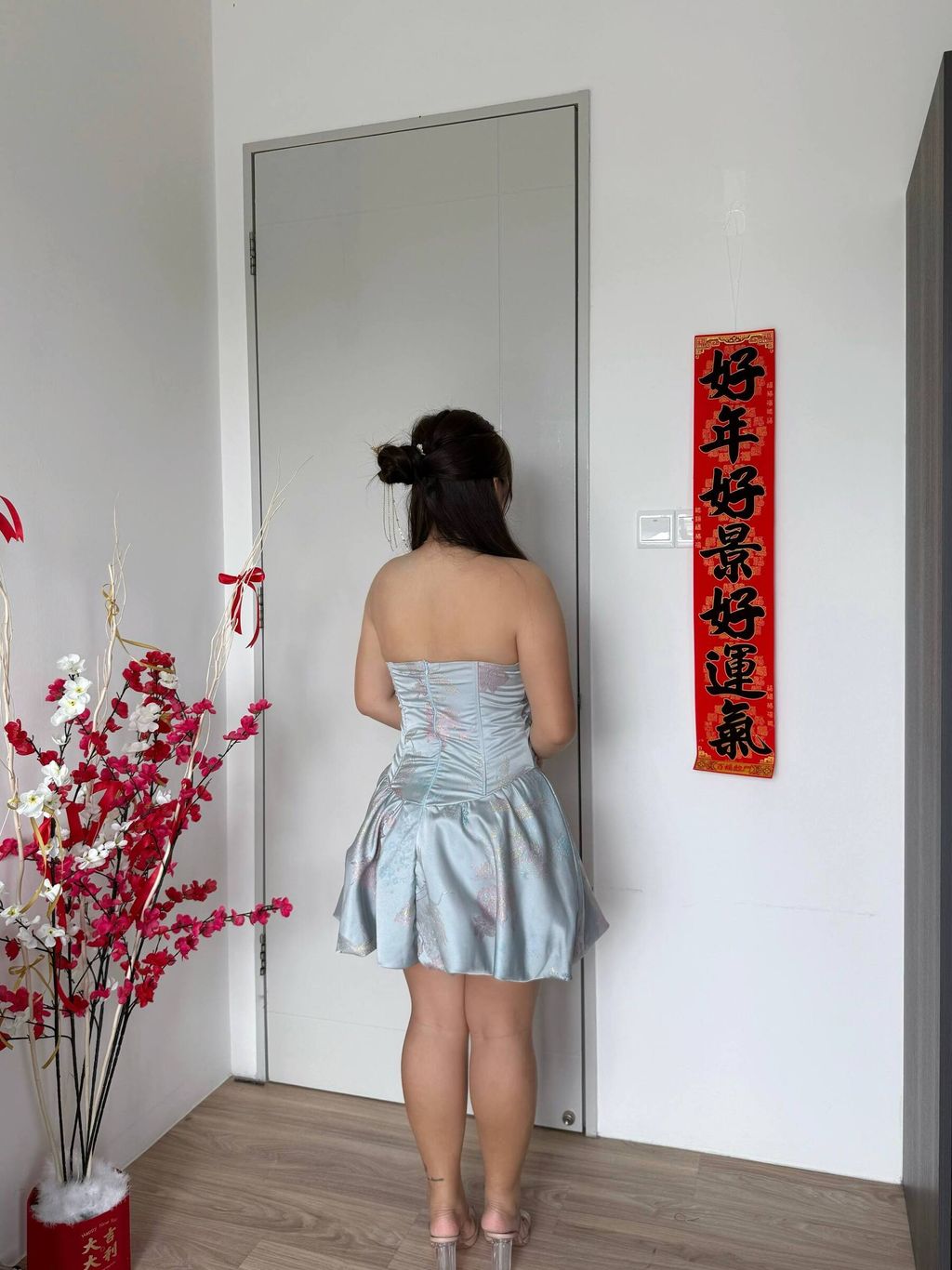 photo_6167946609476438948_w