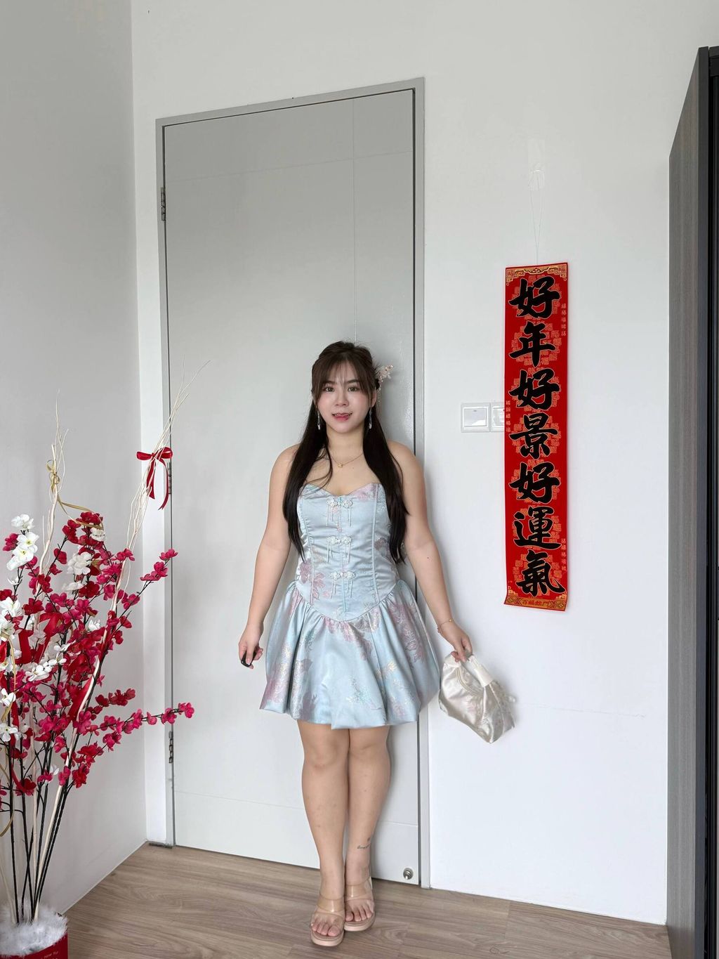 photo_6167946609476438947_w