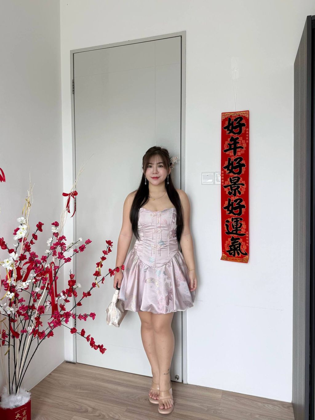 photo_6167946609476438955_w