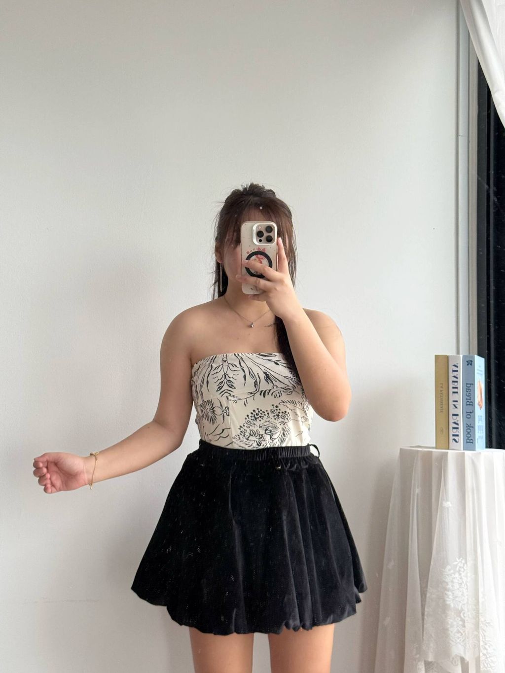 photo_6167946609476438860_w