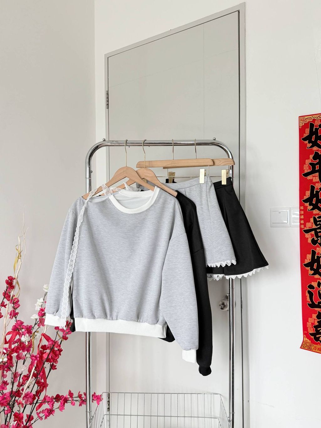 photo_6167946609476438989_w