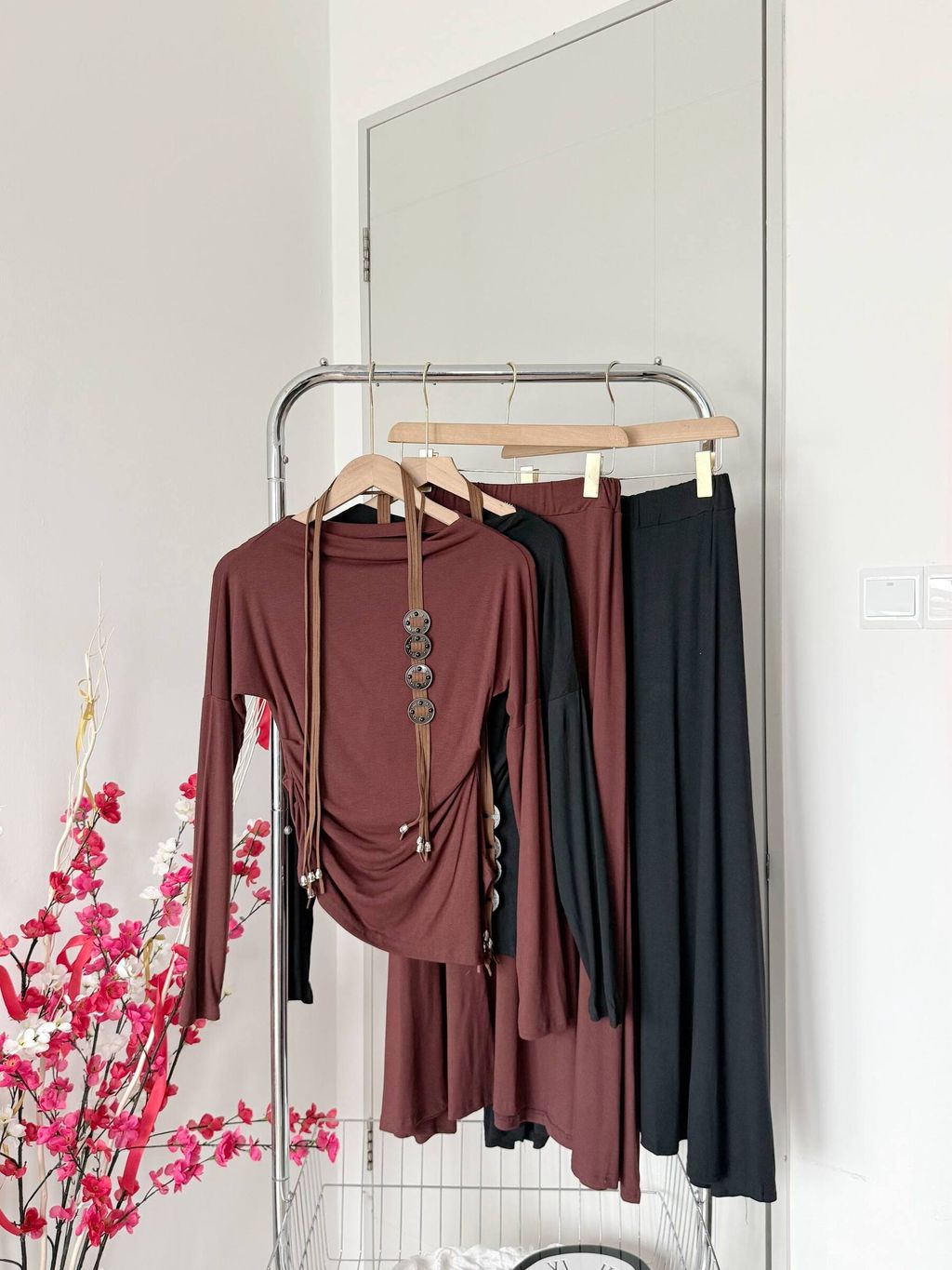 photo_6167946609476439010_w