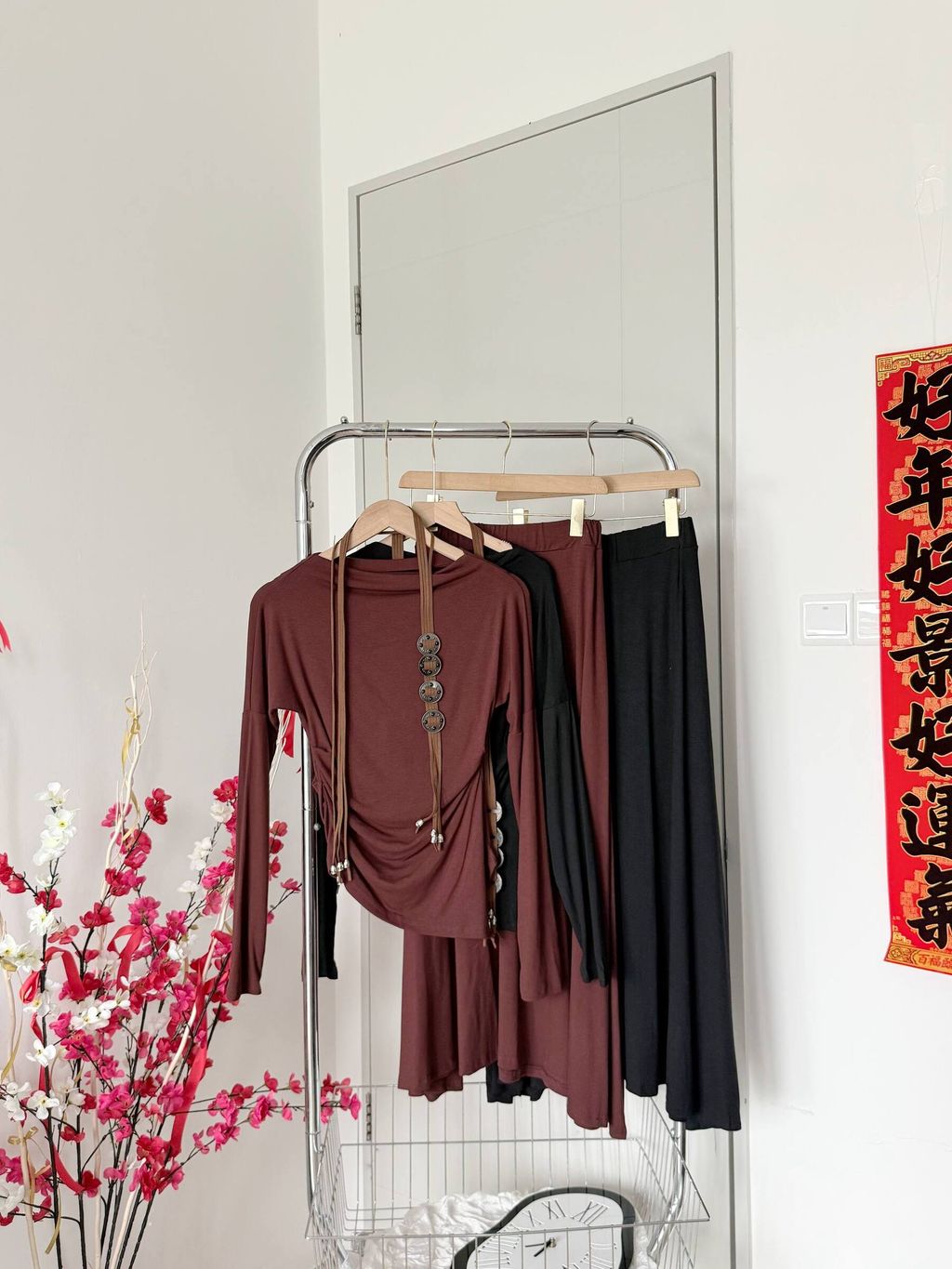 photo_6167946609476439011_w