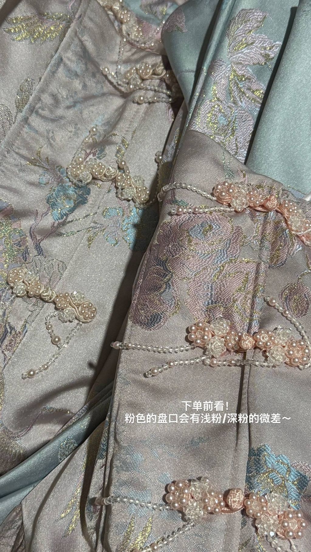 photo_6167946609476439018_w