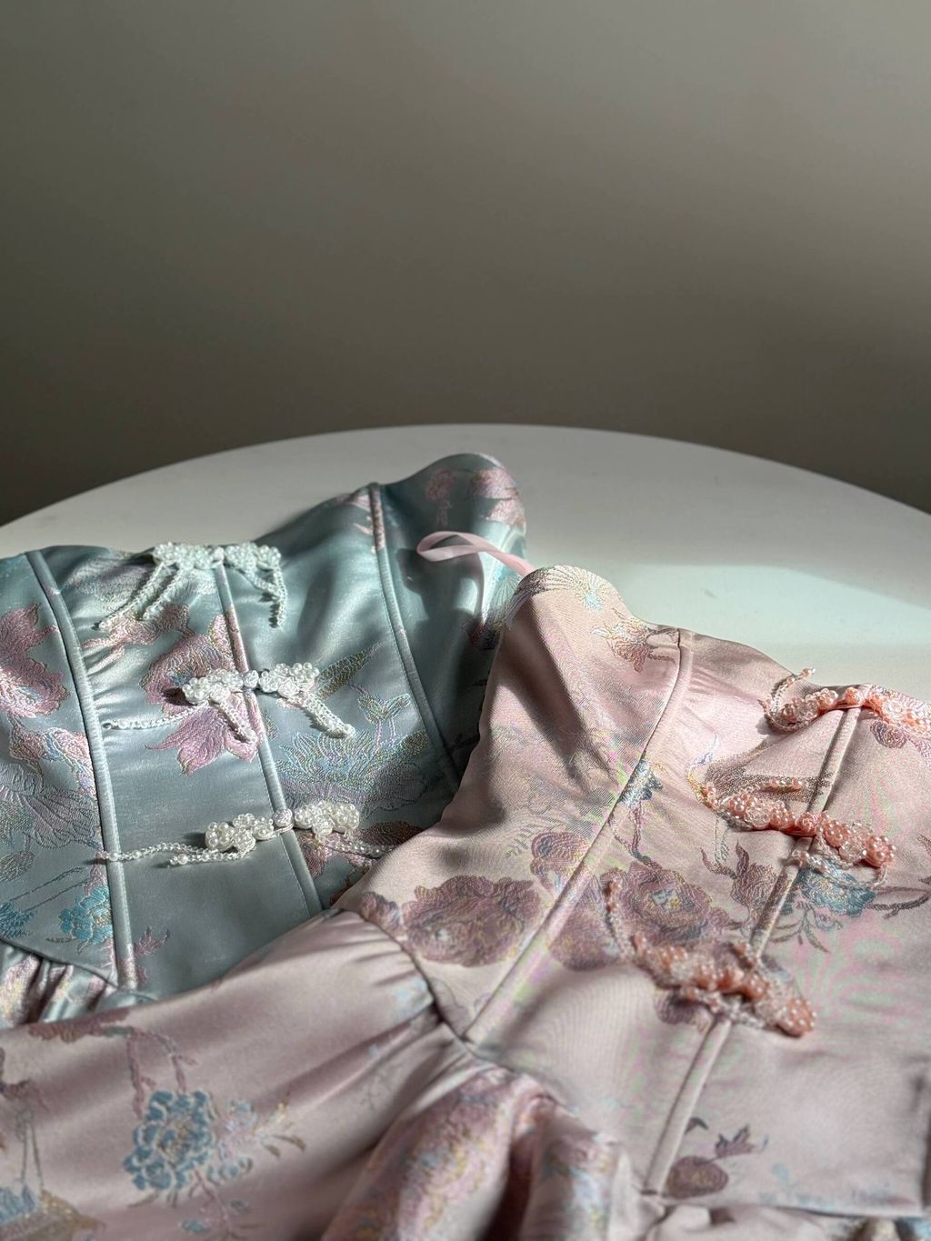 photo_6167946609476438969_w