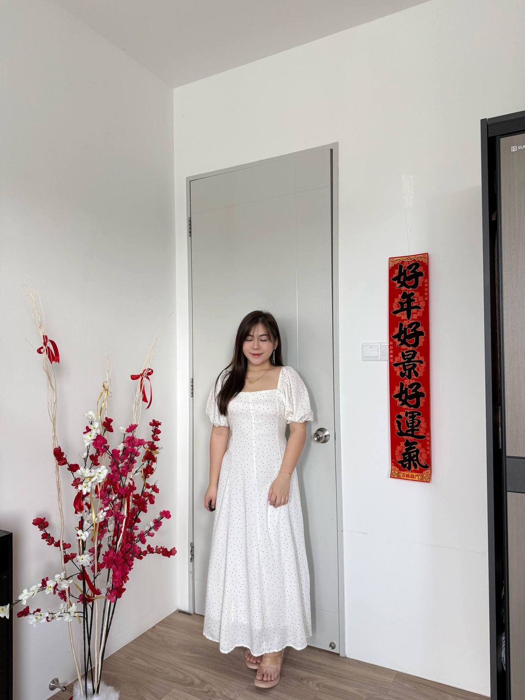 photo_6183798375988268099_w