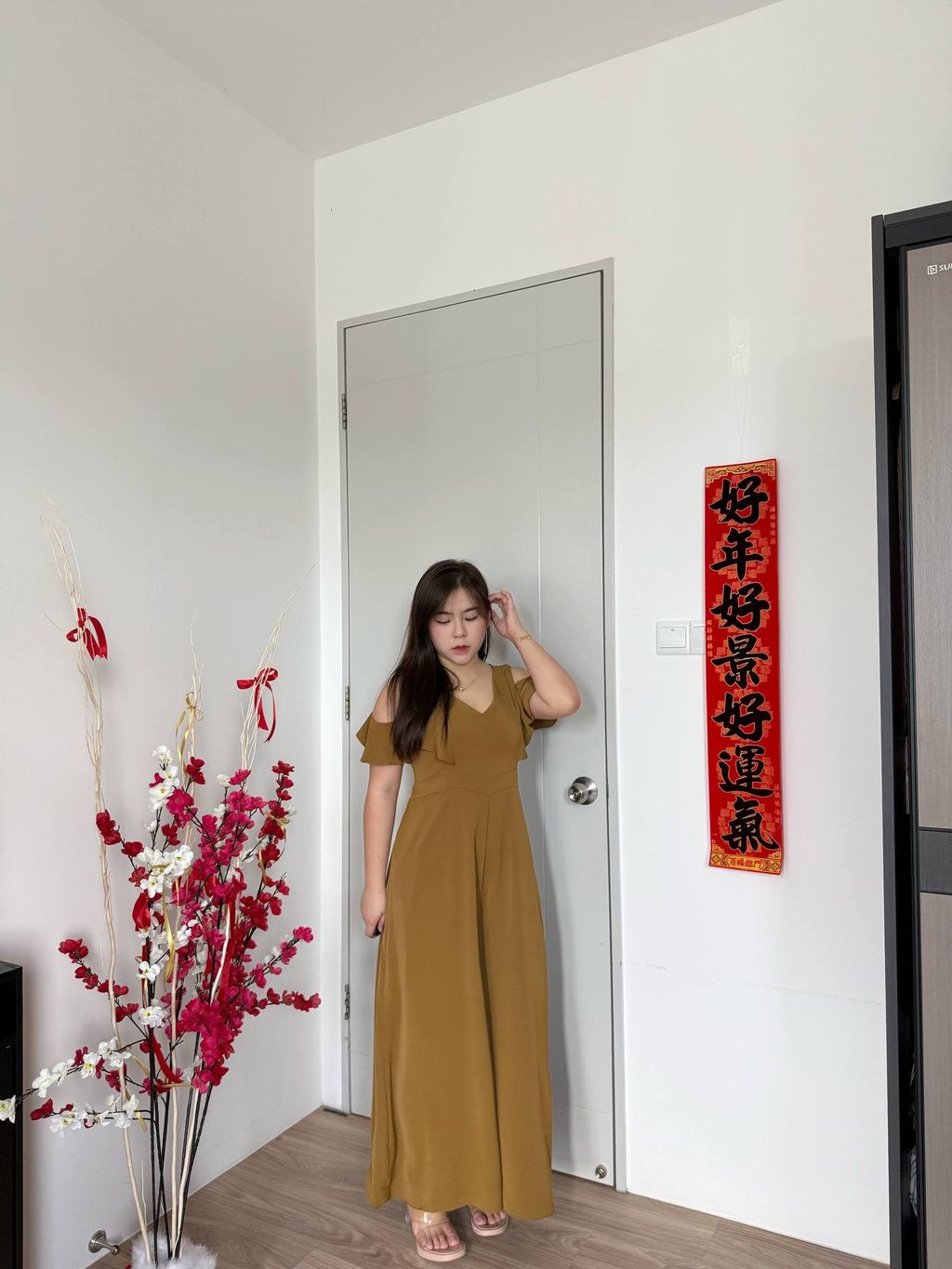 photo_6183798375988268056_w