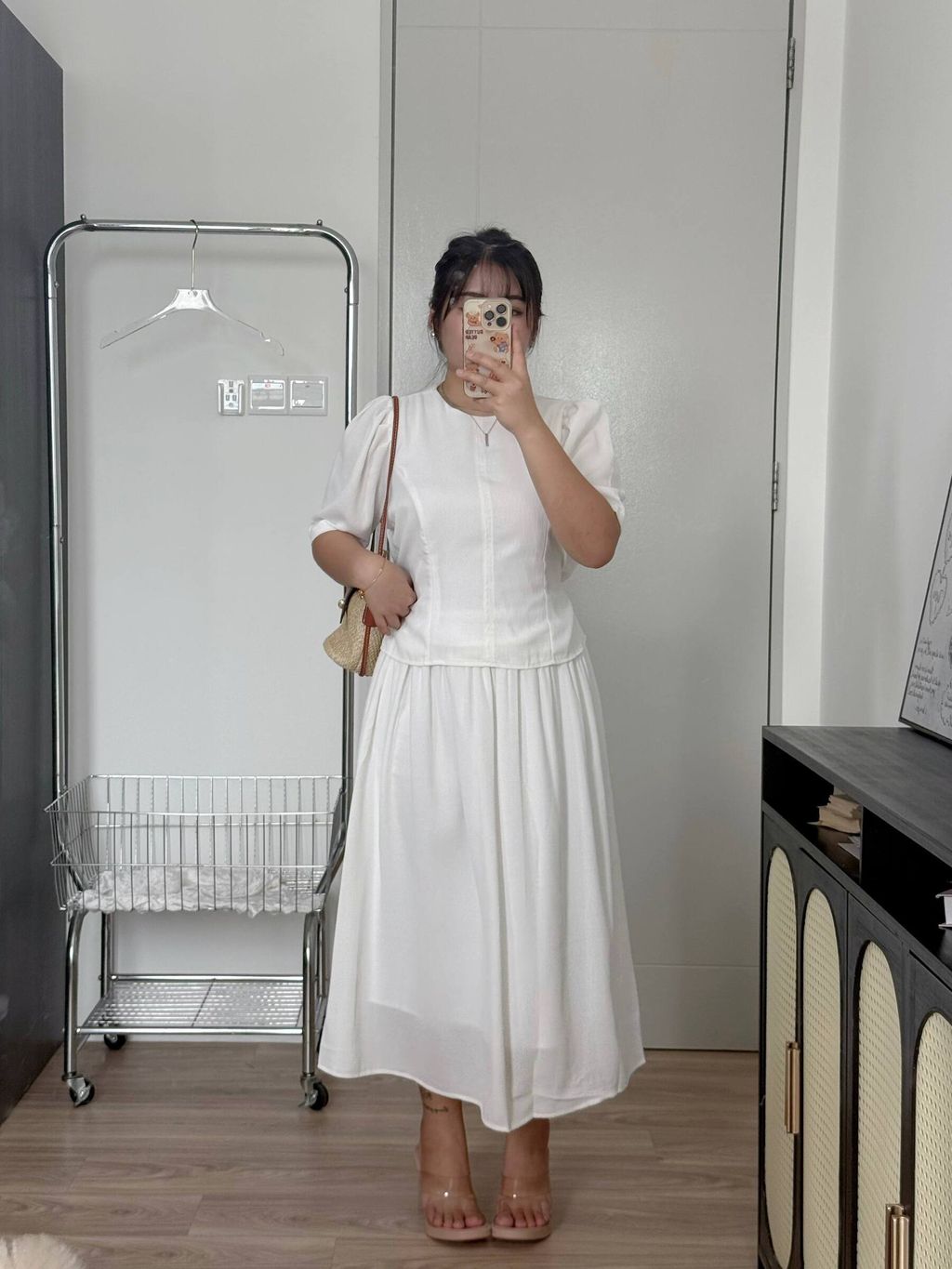 photo_6323412232179485939_w