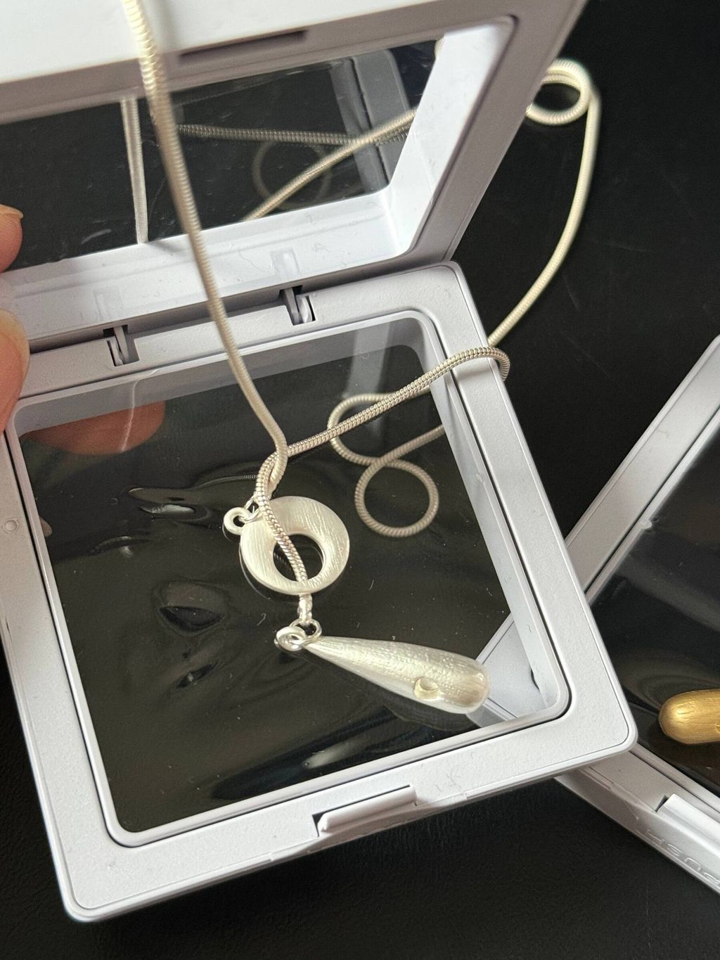 photo_6199650984313686881_w