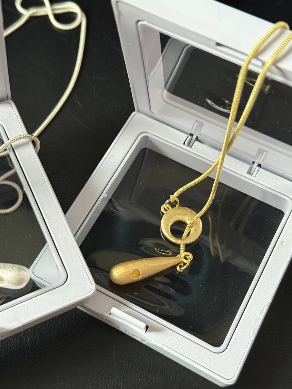 photo_6199650984313686880_w