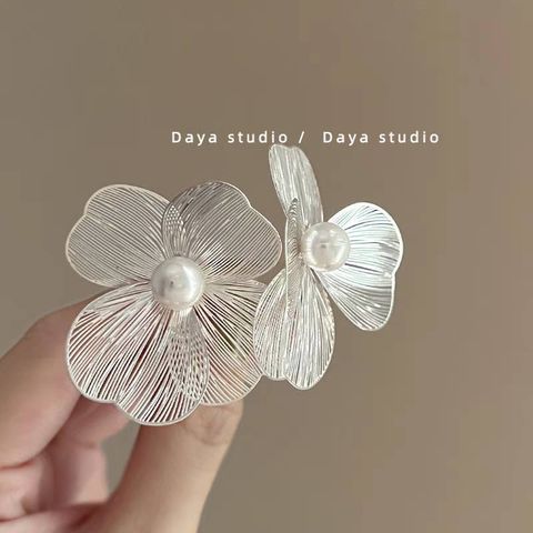 photo_6199650984313686962_x