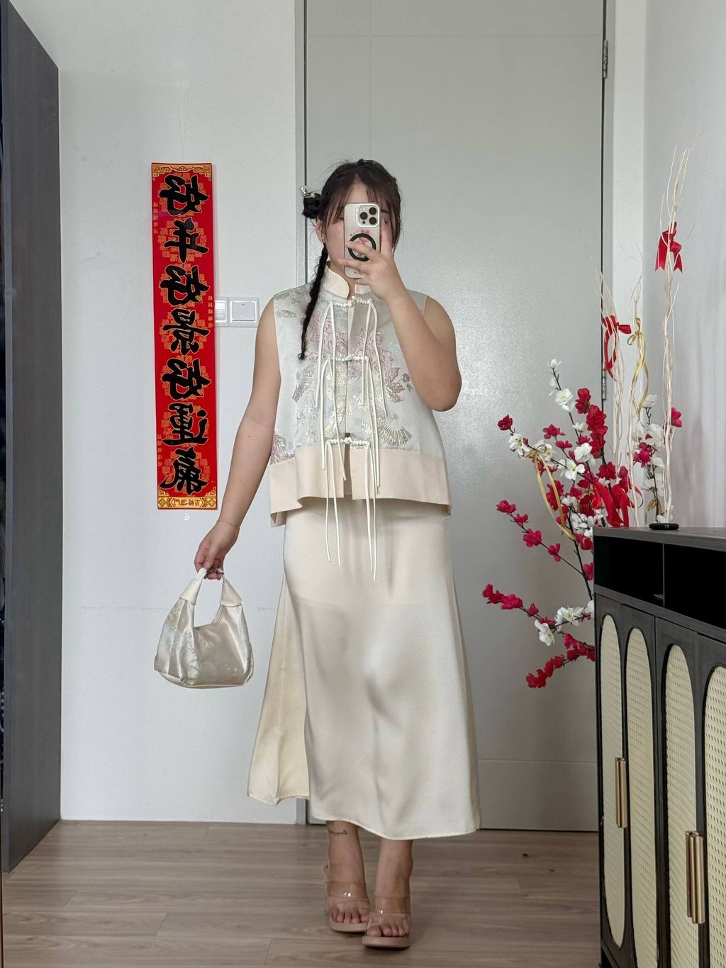 photo_6199650984313687022_w