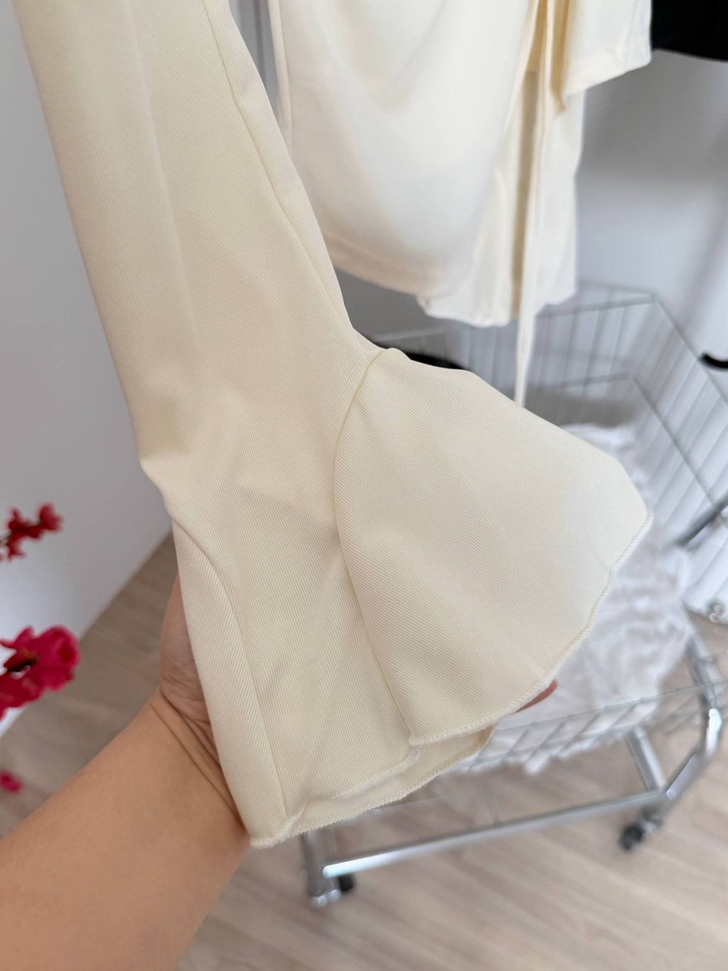 photo_6199650984313687074_w