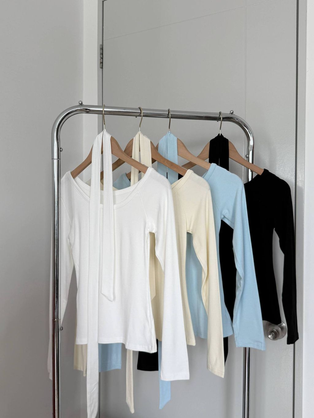 photo_6199650984313687043_w