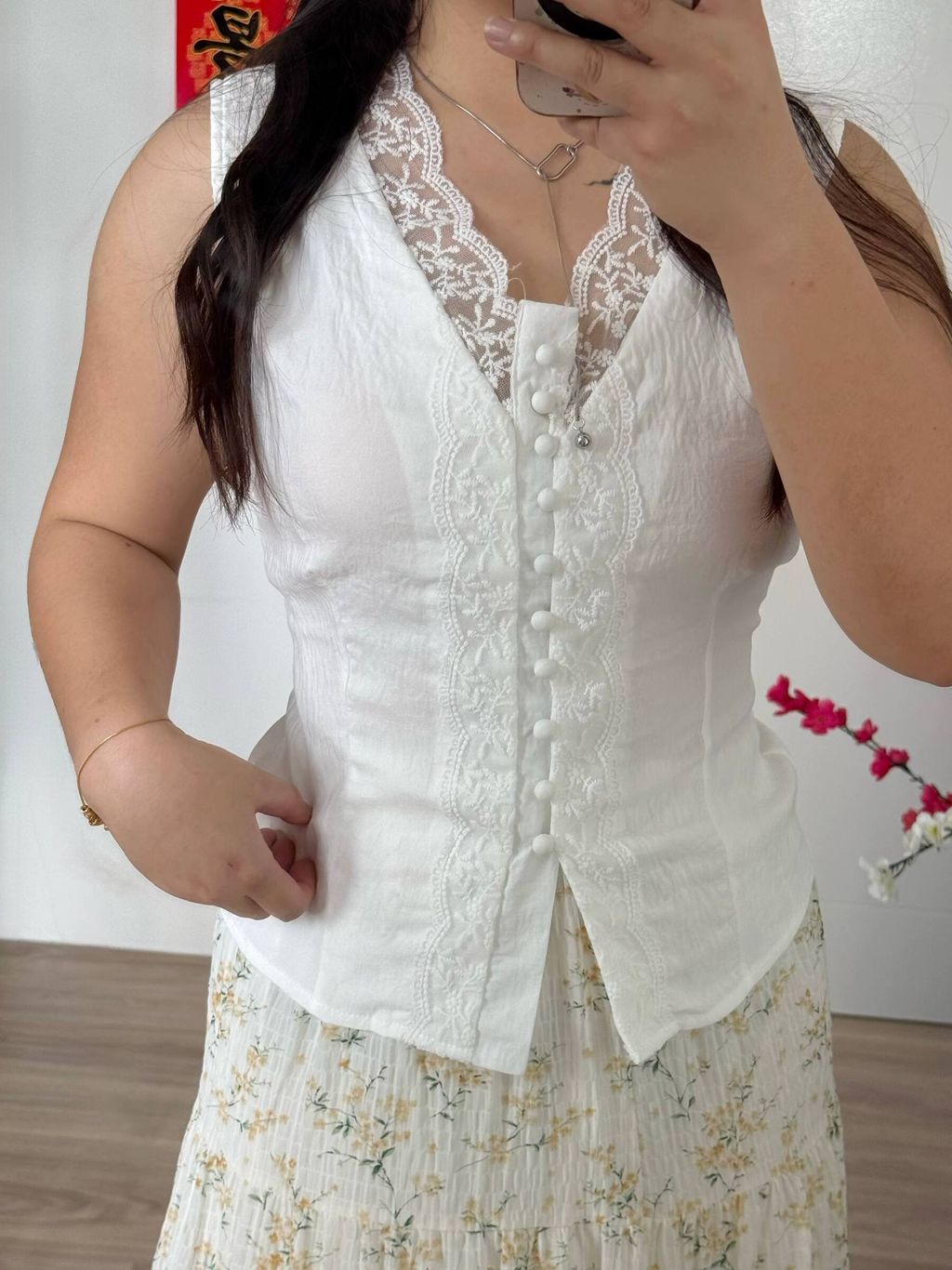 photo_6199650984313687115_w