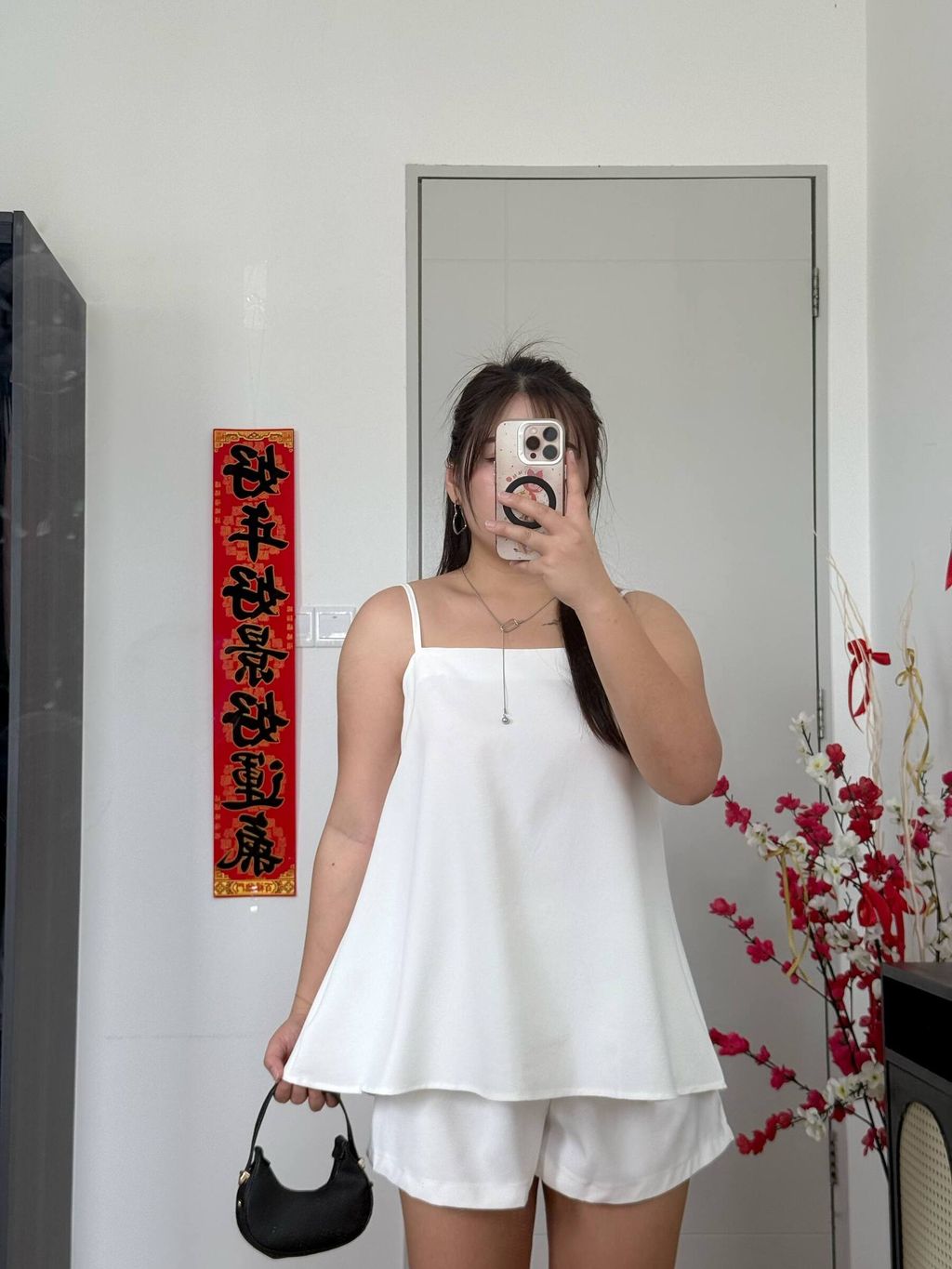 photo_6199650984313687245_w