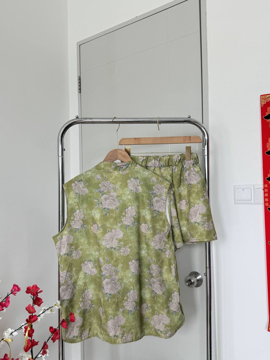 photo_6199650984313687143_w