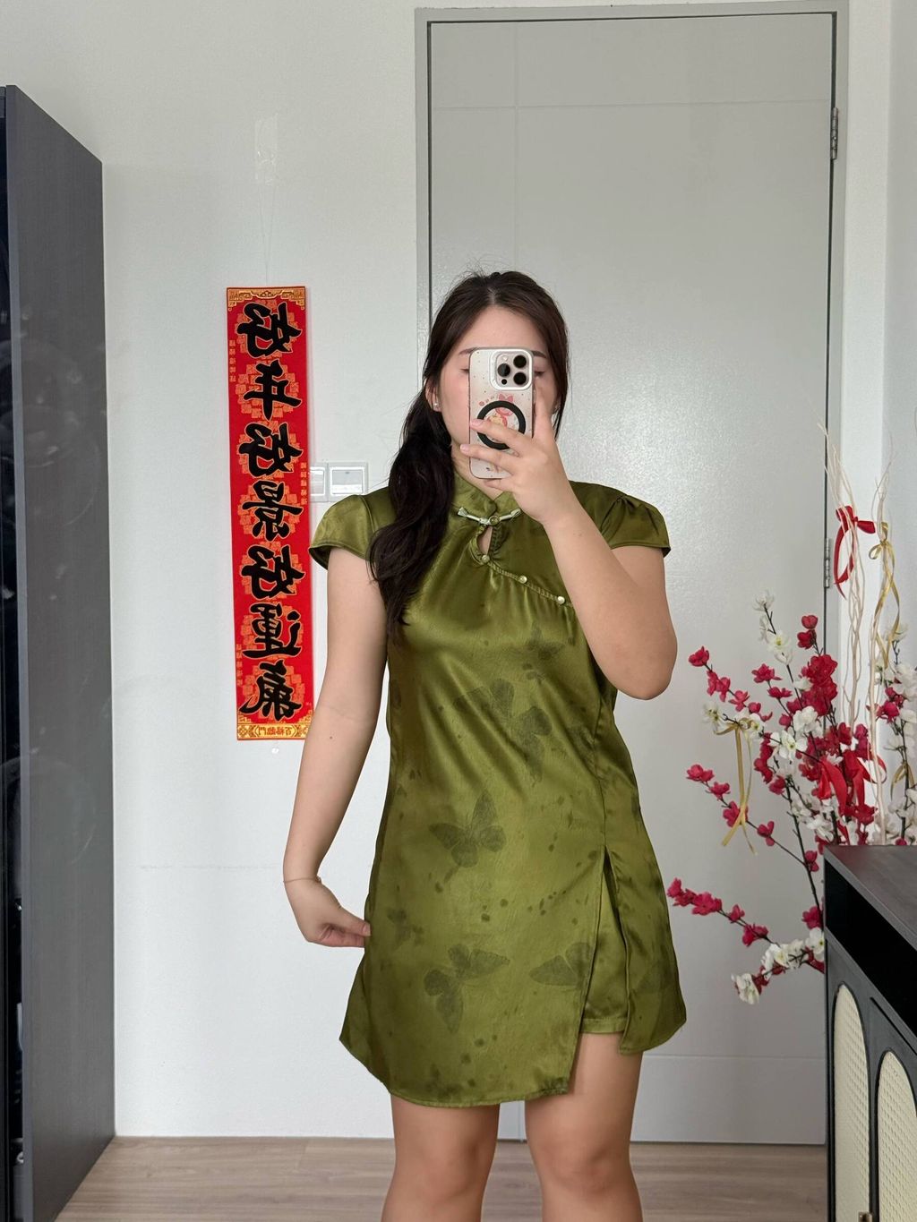 photo_6199650984313687378_w