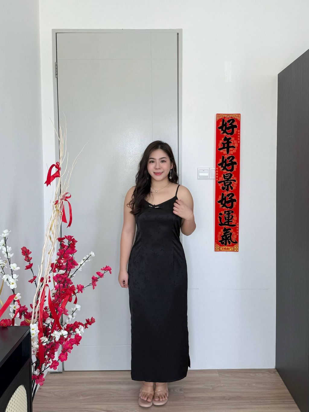 photo_6235602600770342213_w