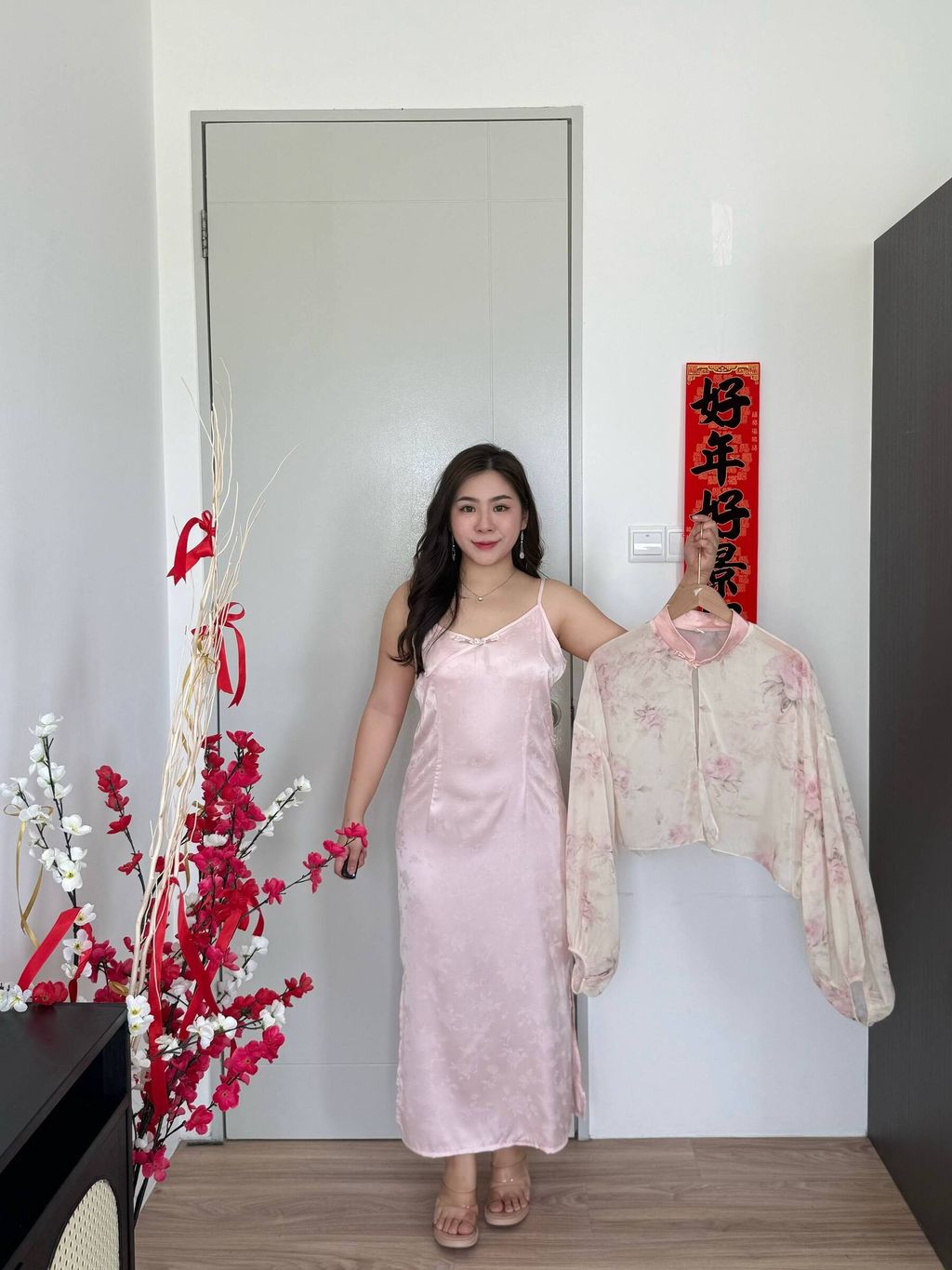 photo_6235602600770342217_w