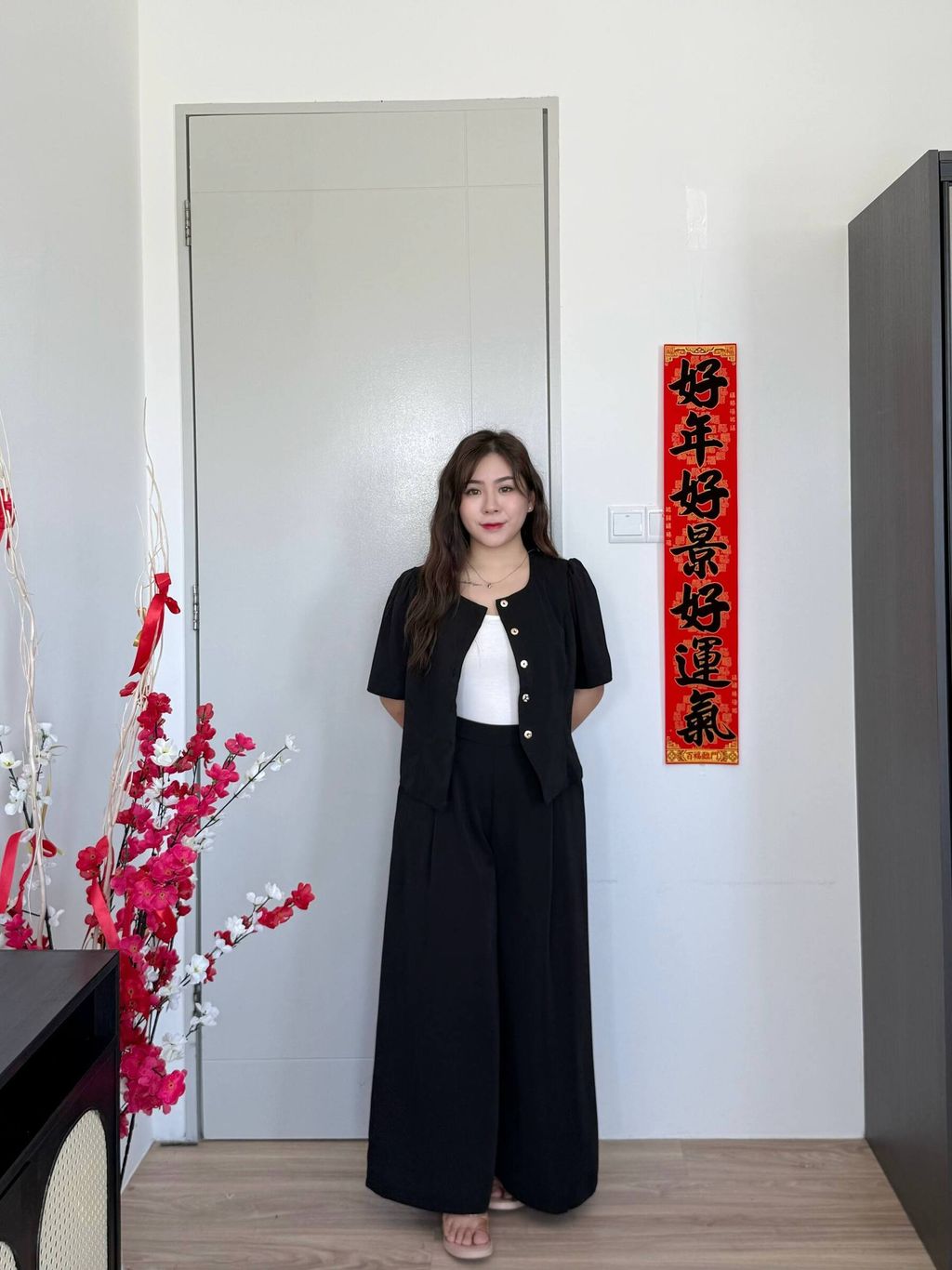 photo_6235602600770342318_w