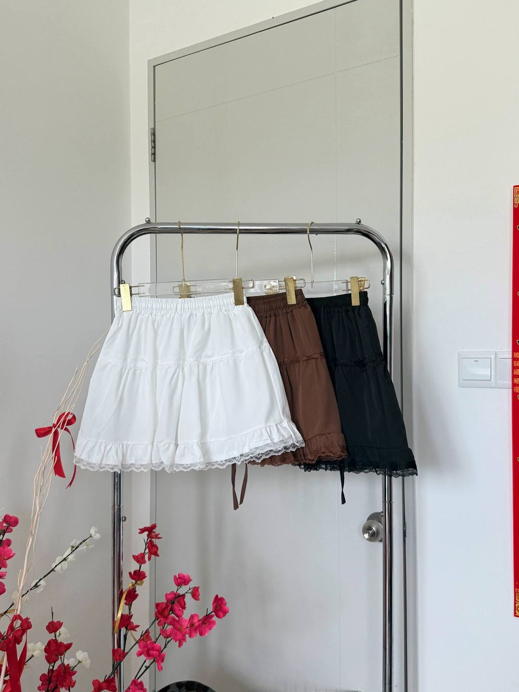 photo_6235602600770342003_w