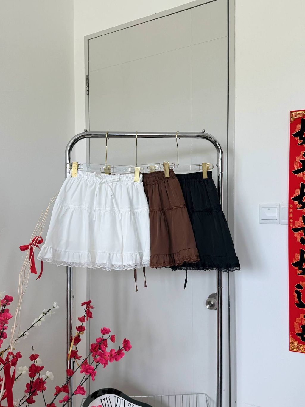 photo_6235602600770341999_w