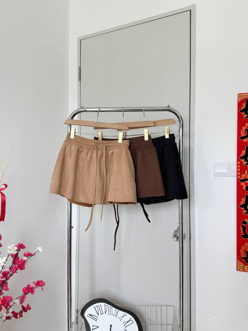 photo_6235602600770342103_w