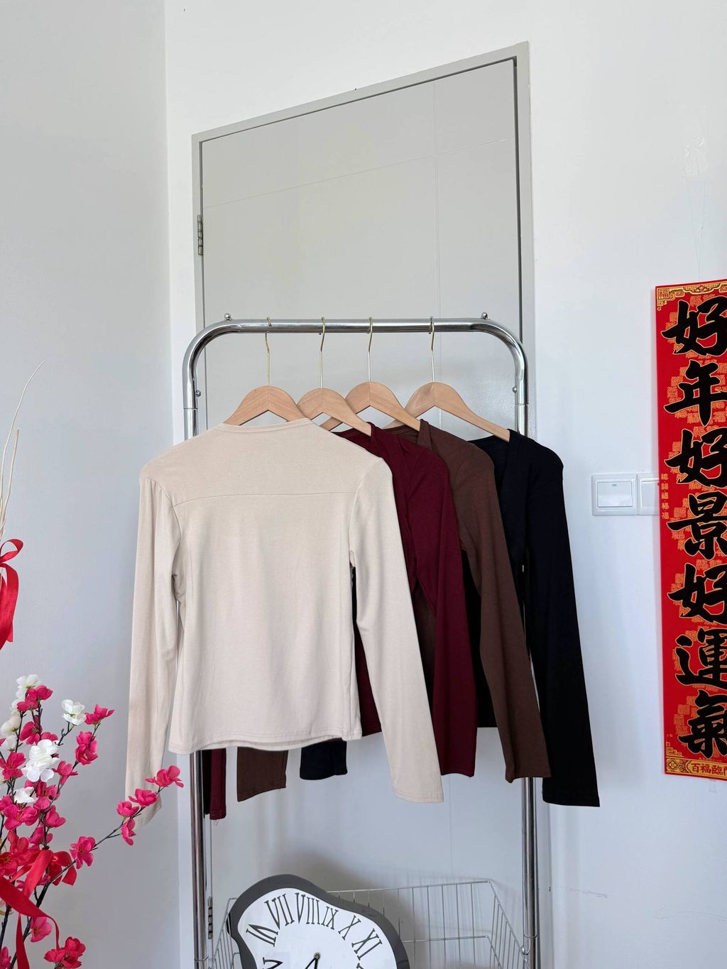 photo_6235602600770342066_w