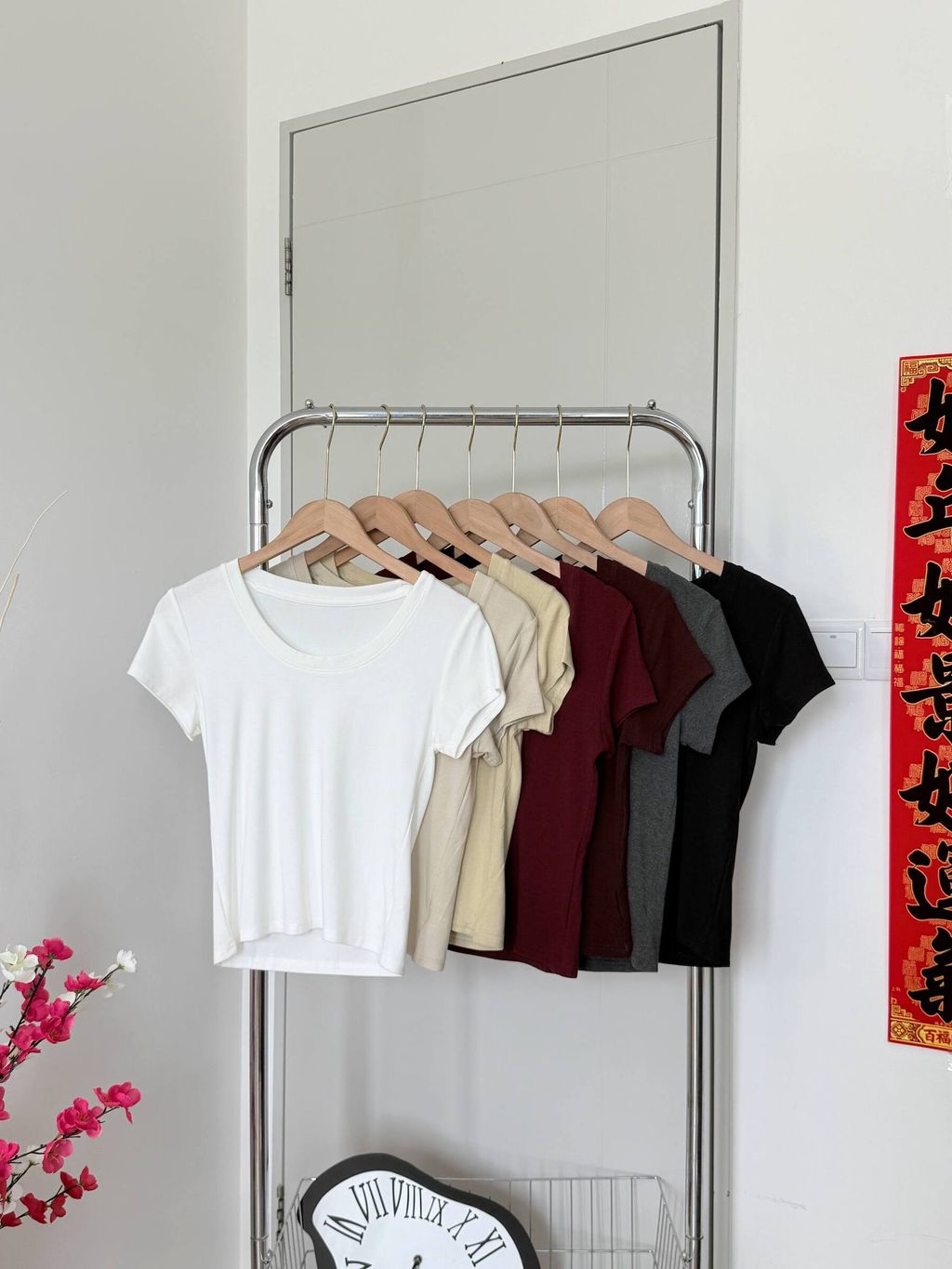 photo_6235602600770342099_w