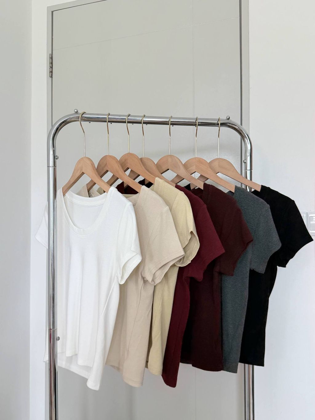 photo_6235602600770342101_w