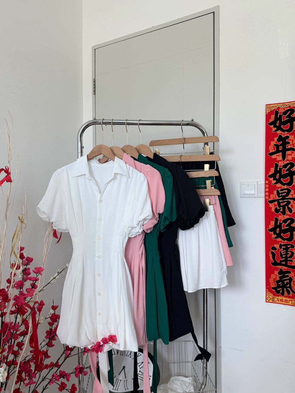 photo_6235602600770342009_w