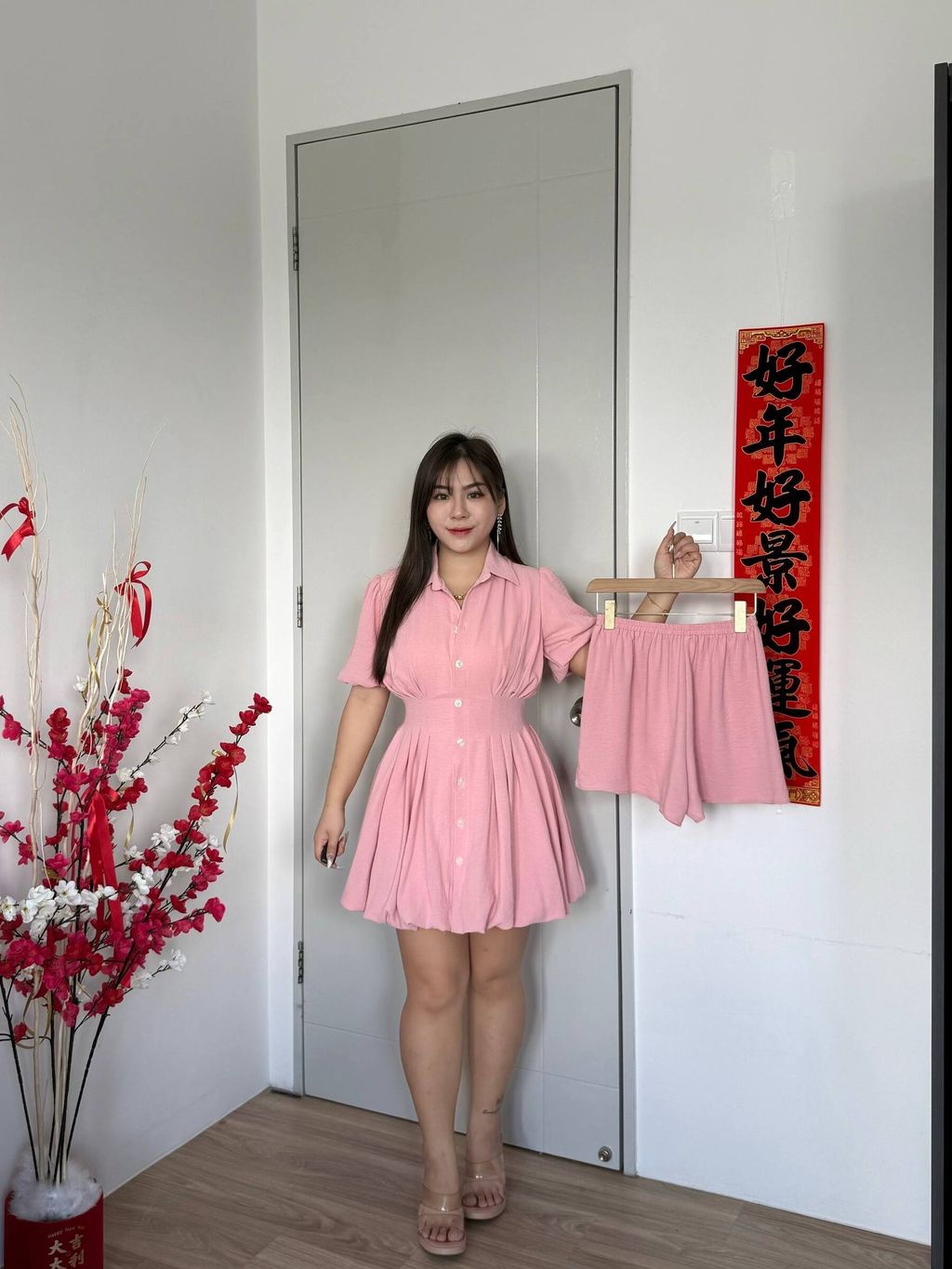 photo_6235602600770342131_w