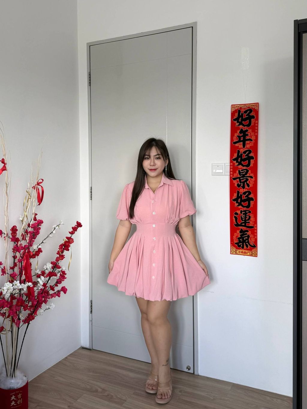 photo_6235602600770342133_w