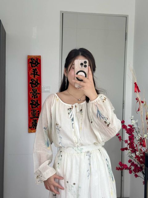 photo_6271439889492545350_w