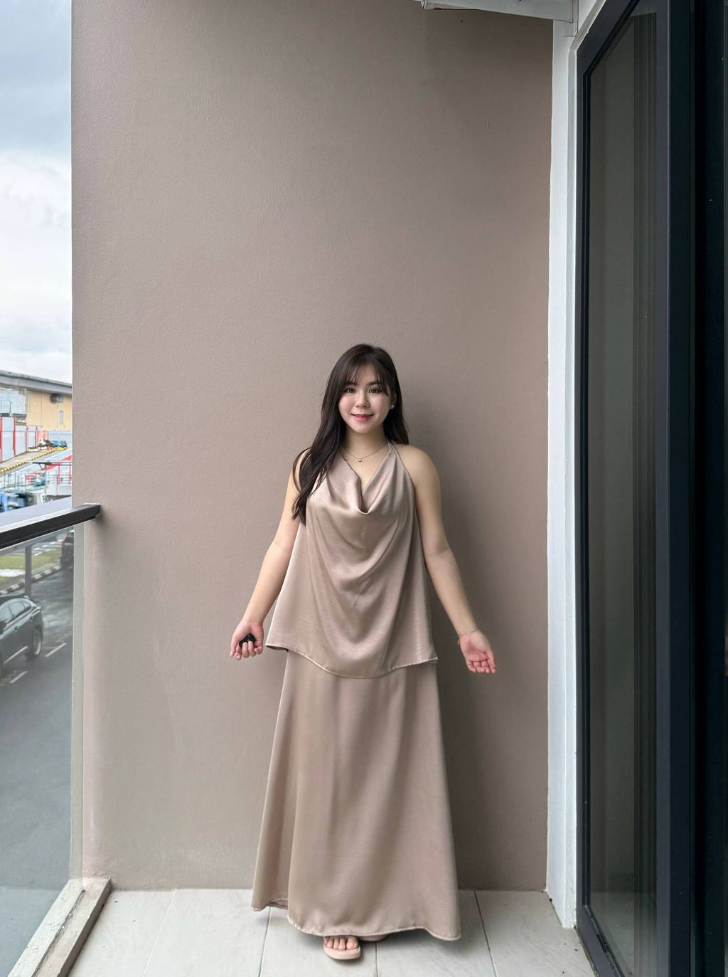 photo_6167946609476438831_w