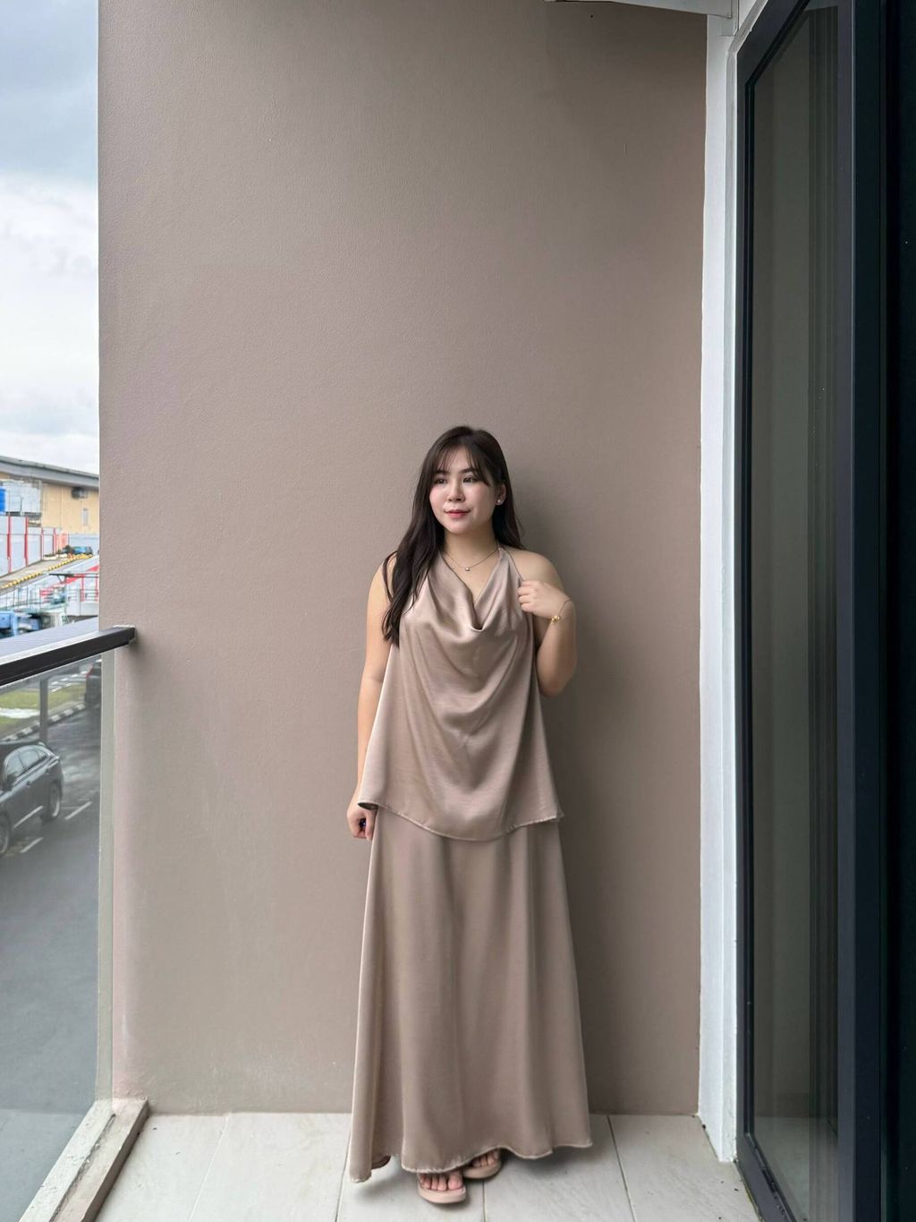 photo_6167946609476438829_w