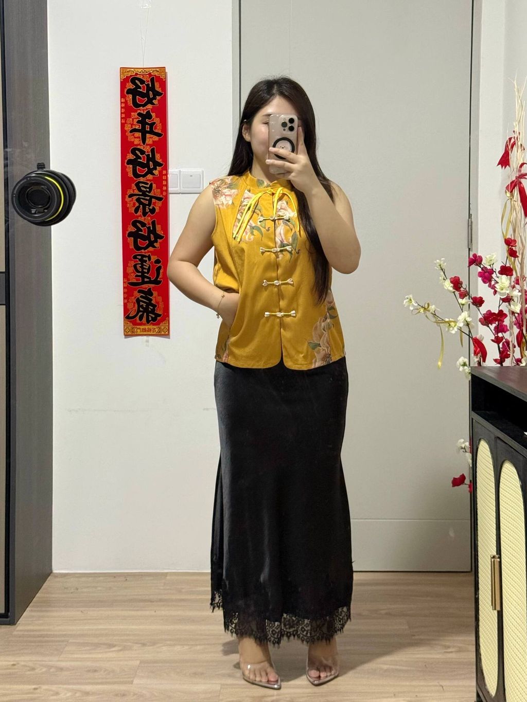 photo_6293924953820172398_w