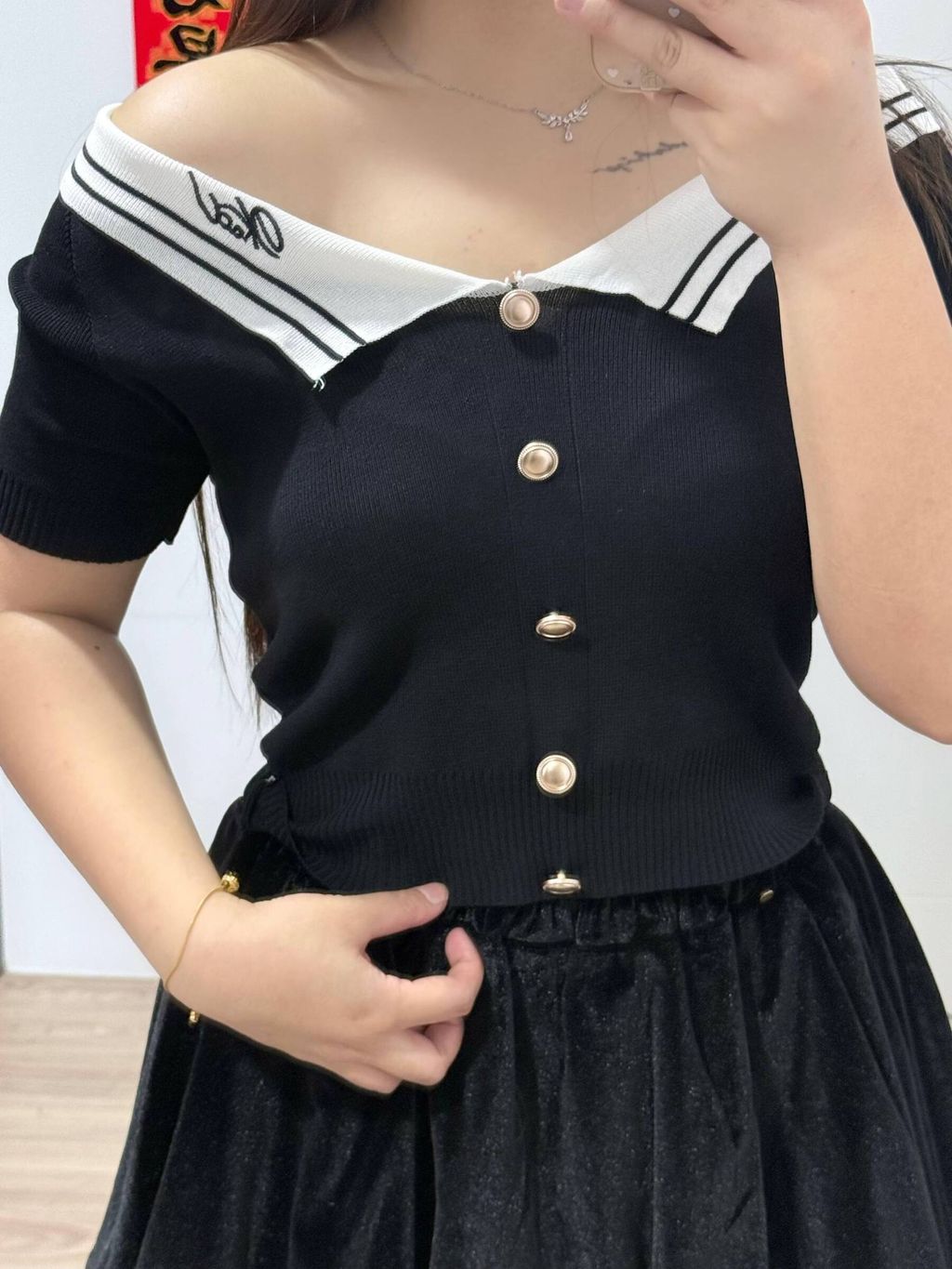 photo_6293924953820172373_w