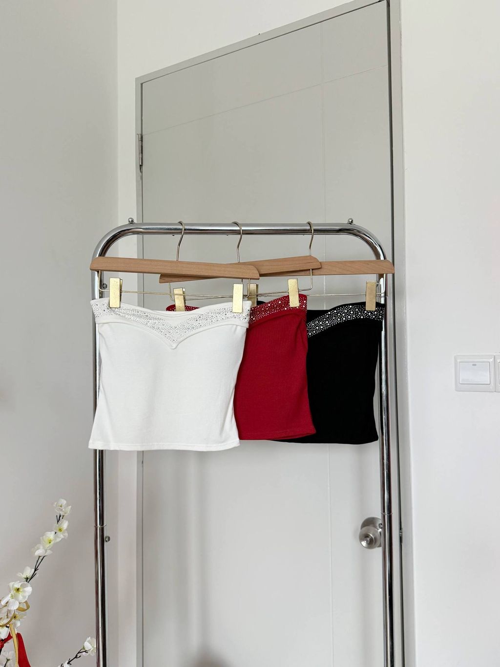 photo_6293924953820172047_w