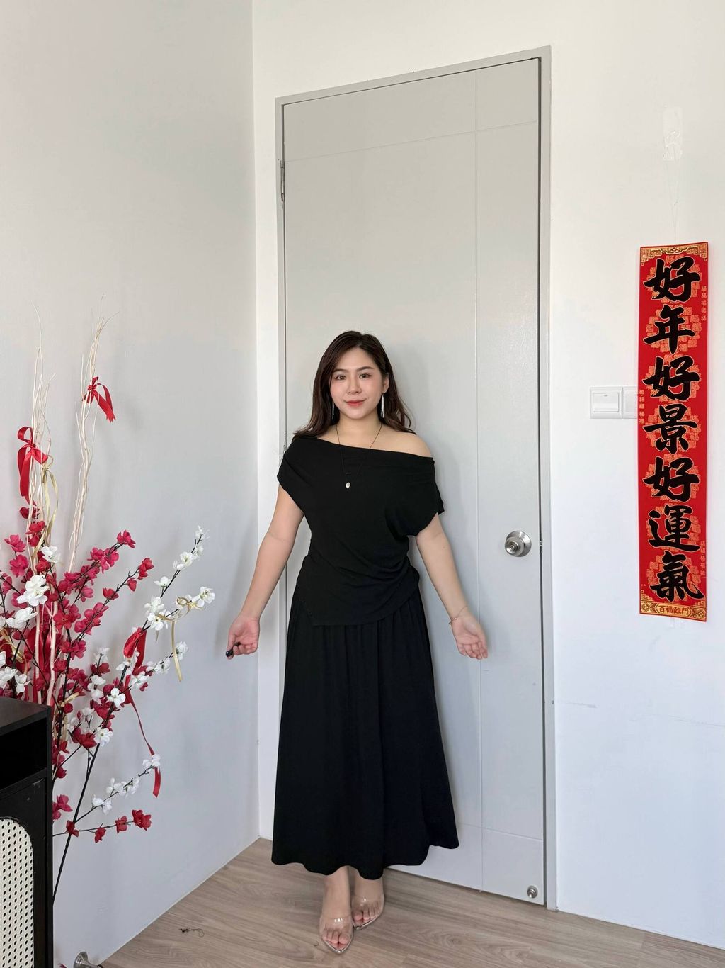 photo_6293924953820172428_w