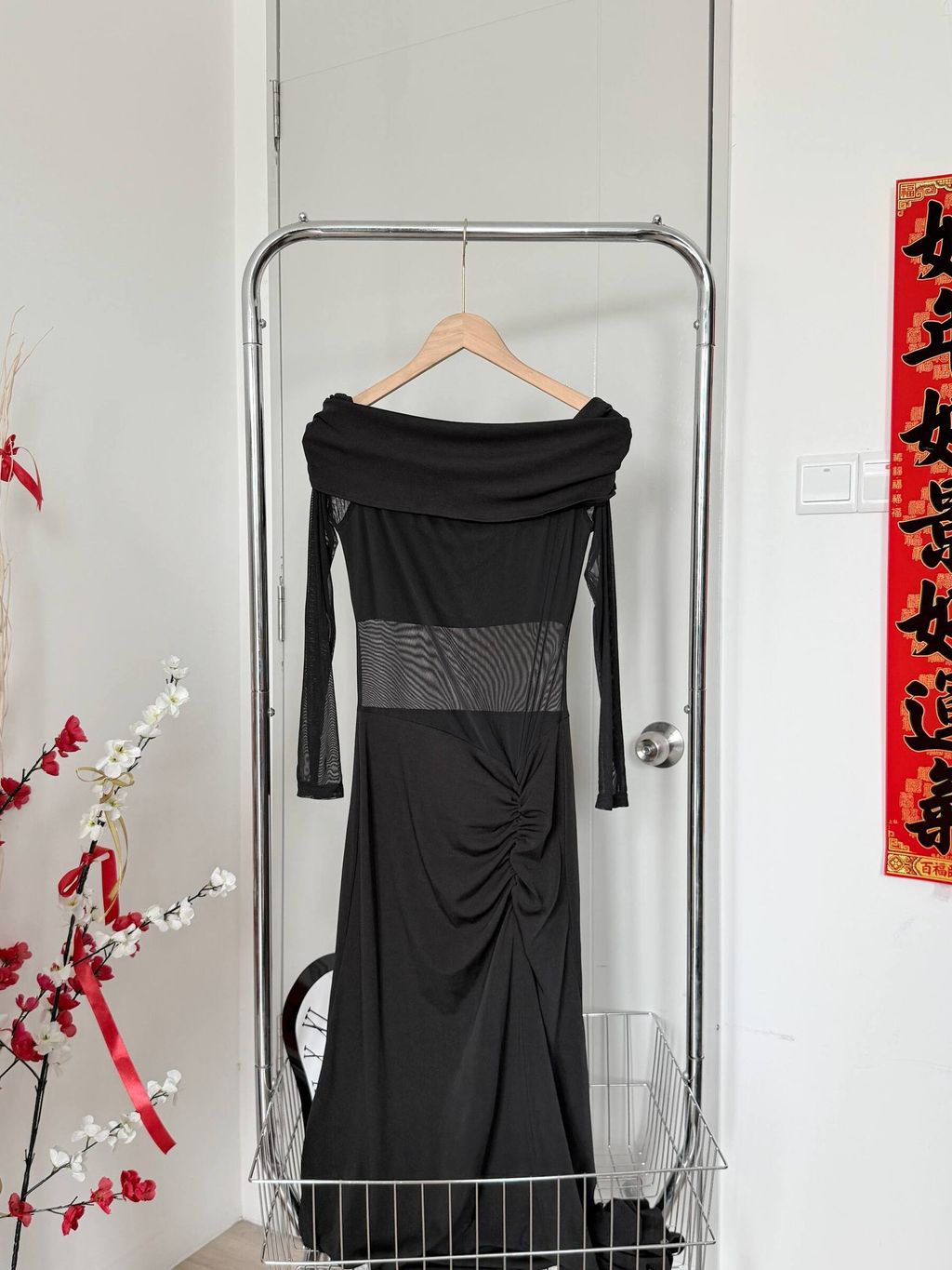 photo_6293924953820172108_w